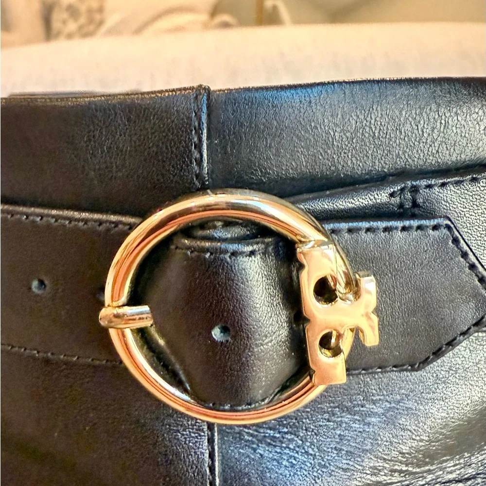 Tory Burch Sophia Bootie 9.5 Black Leather Gold Hardware Rare - Picture 7 of 11